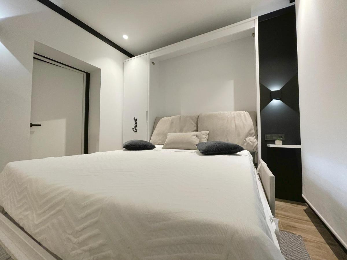 Apartamentos Mk77 Leon - Lancia Экстерьер фото